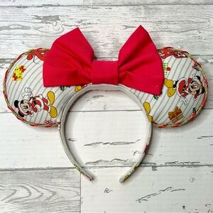 Minnie Mouse Ears with Red Bow